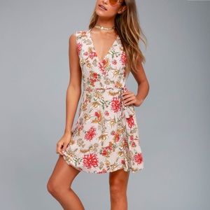 Lulus Best in Bloom floral print wrap dress